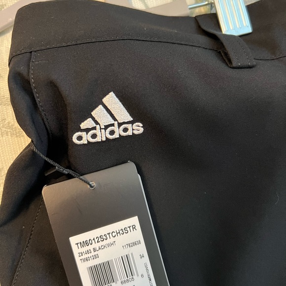 Adidas golf shorts size 34 - Picture 3 of 3